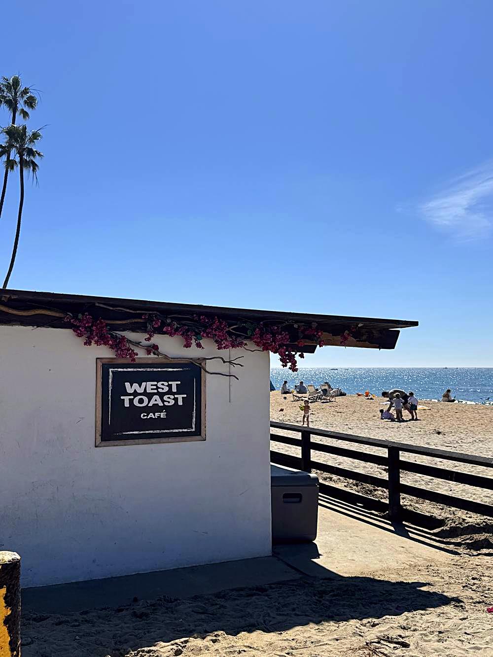 Beachside café on the sand in San Clemente